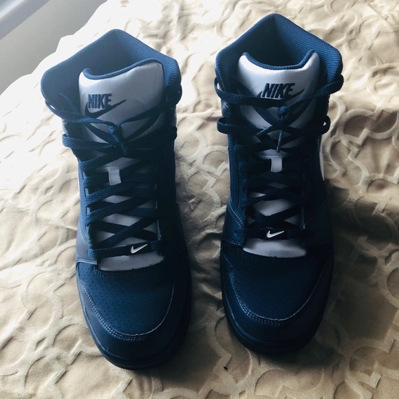 Nike Prestige IV High - Picture 2 of 5